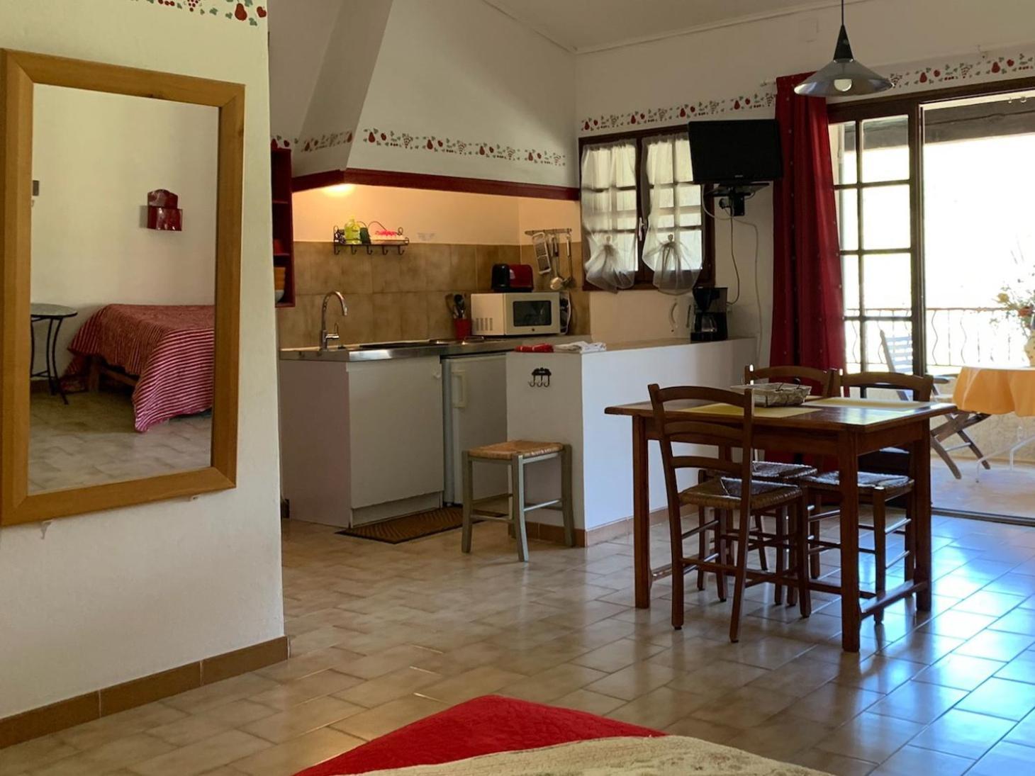Gite La Loge 142 Route De Carpentras 84210 เวอนาสก์ ภายนอก รูปภาพ